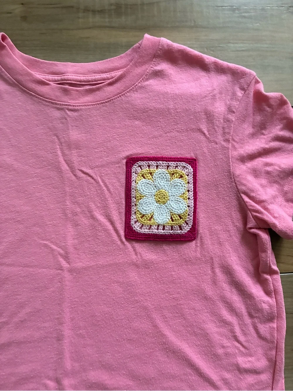 Cat & Jack Pink Short-Sleeve Tee with Crochet Daisy Patch